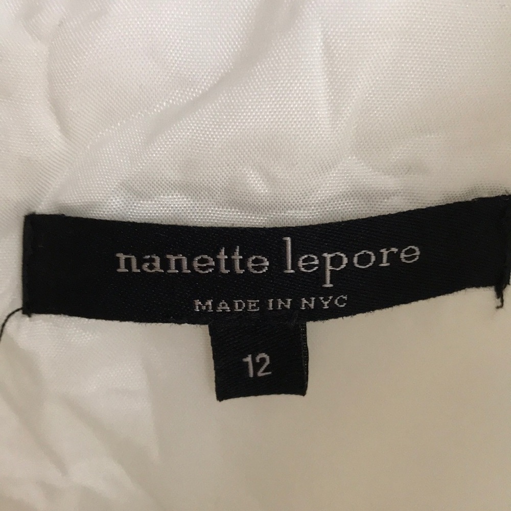 Dress - Picture 2 of 4